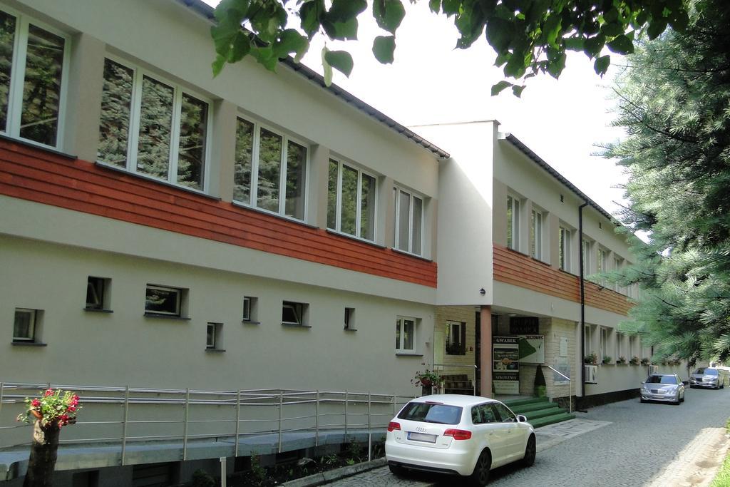 Gwarek Centrum Wypoczynkowe ウストロン エクステリア 写真
