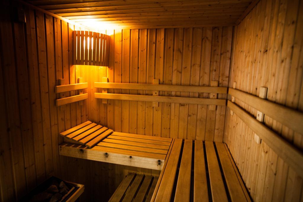 Gwarek Centrum Wypoczynkowe ウストロン エクステリア 写真